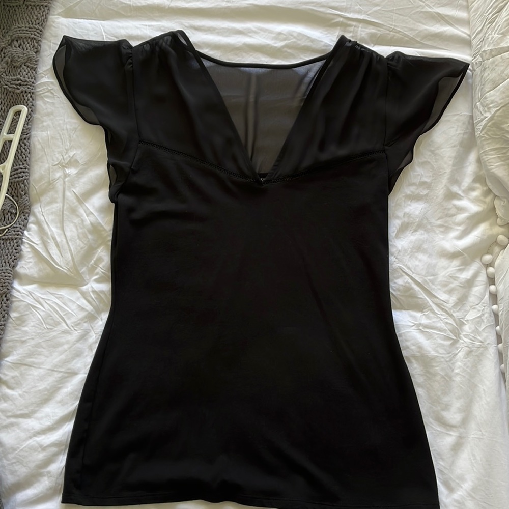 Express Black flutter sleeve shirt NWOT Sz m